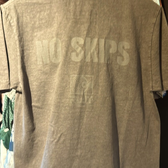 Men’s Beyoncé Renaissance Tour Shirt - Mirror Horse (Medium) - Picture 3 of 3